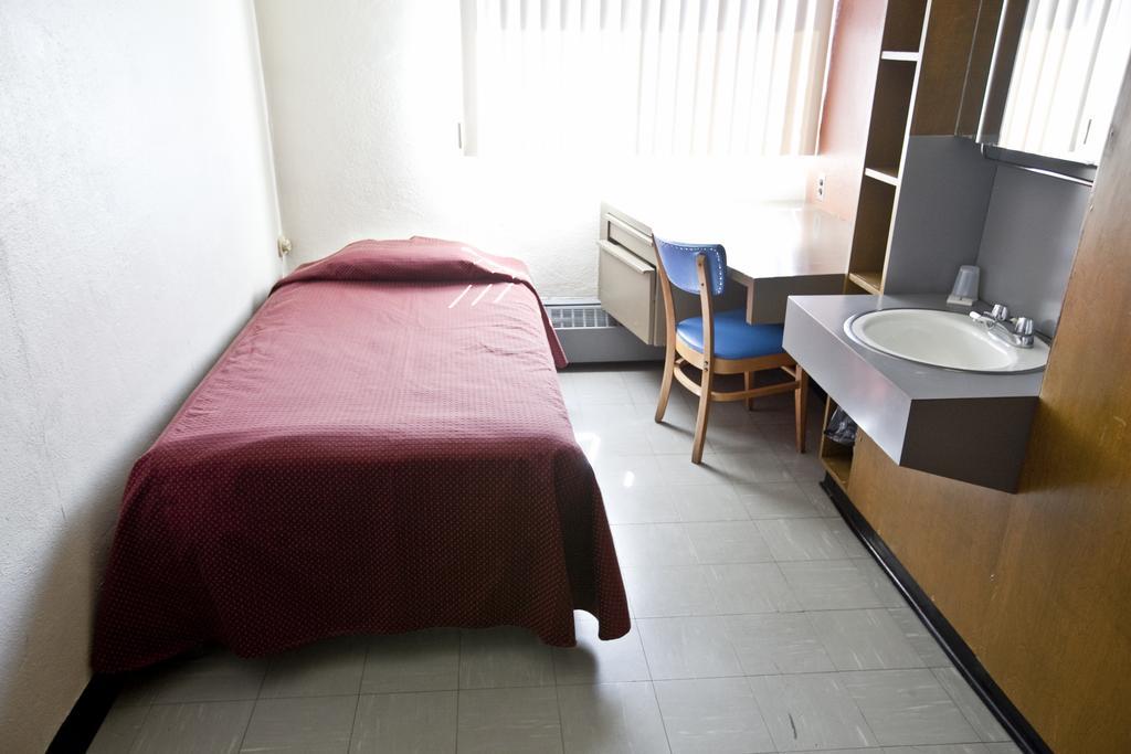 Residences Campus Notre-Dame-De-Foy Saint-Augustin-de-Desmaures Quarto foto
